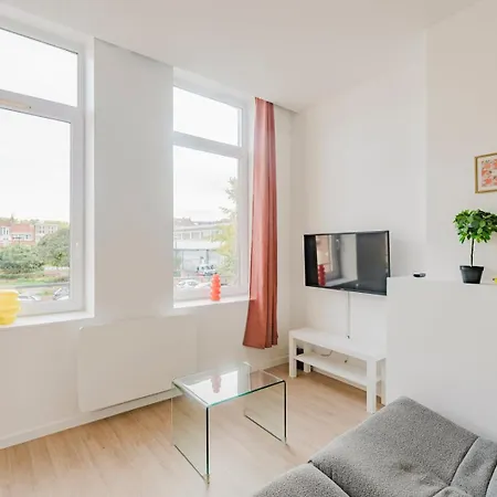 One-bedroom Flat In The Heart Of Appartement *